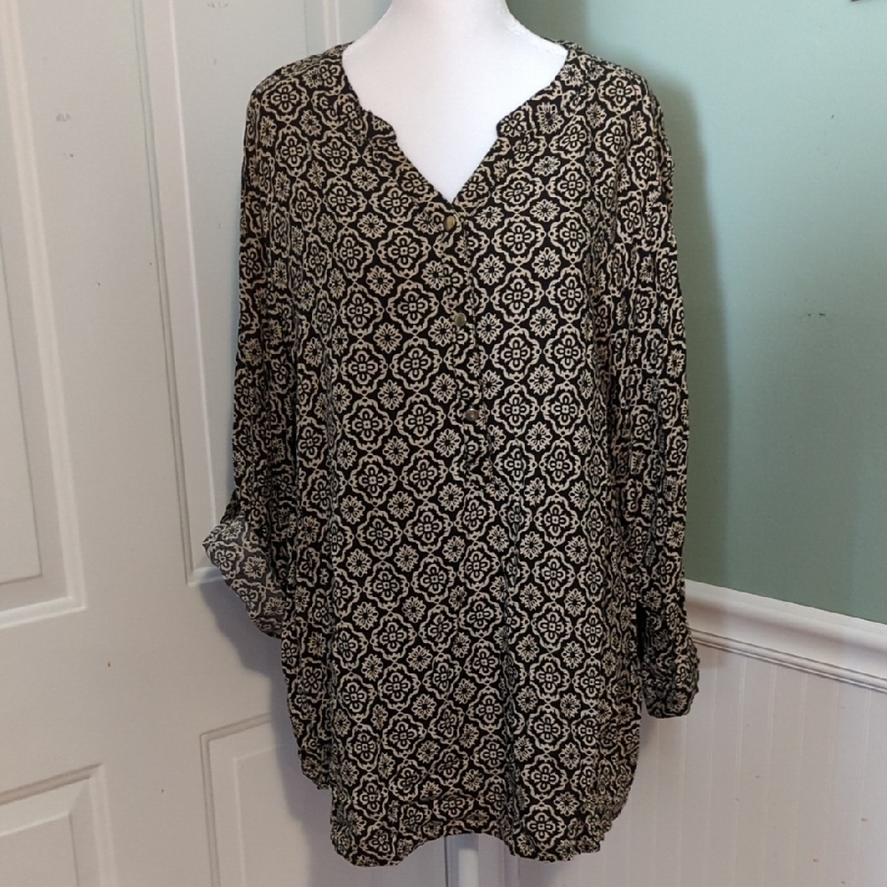 CD Daniels 2X Long Sleeve V Neck Shirt Black Tan Pattern